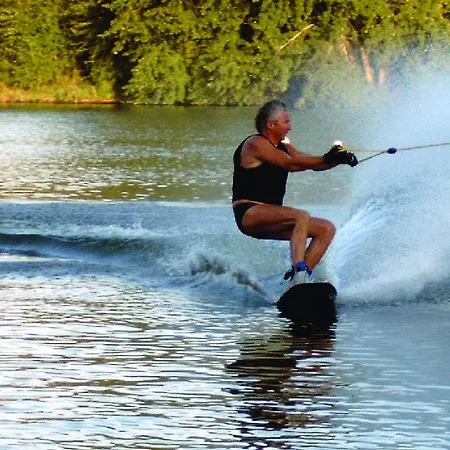Seeblick Hotel Kirchheim (Hessen)