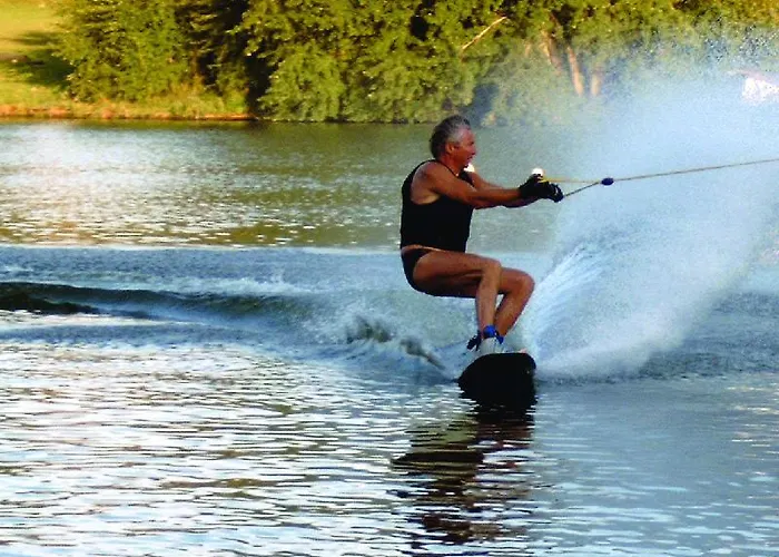 Seeblick Hotel Kirchheim (Hessen)